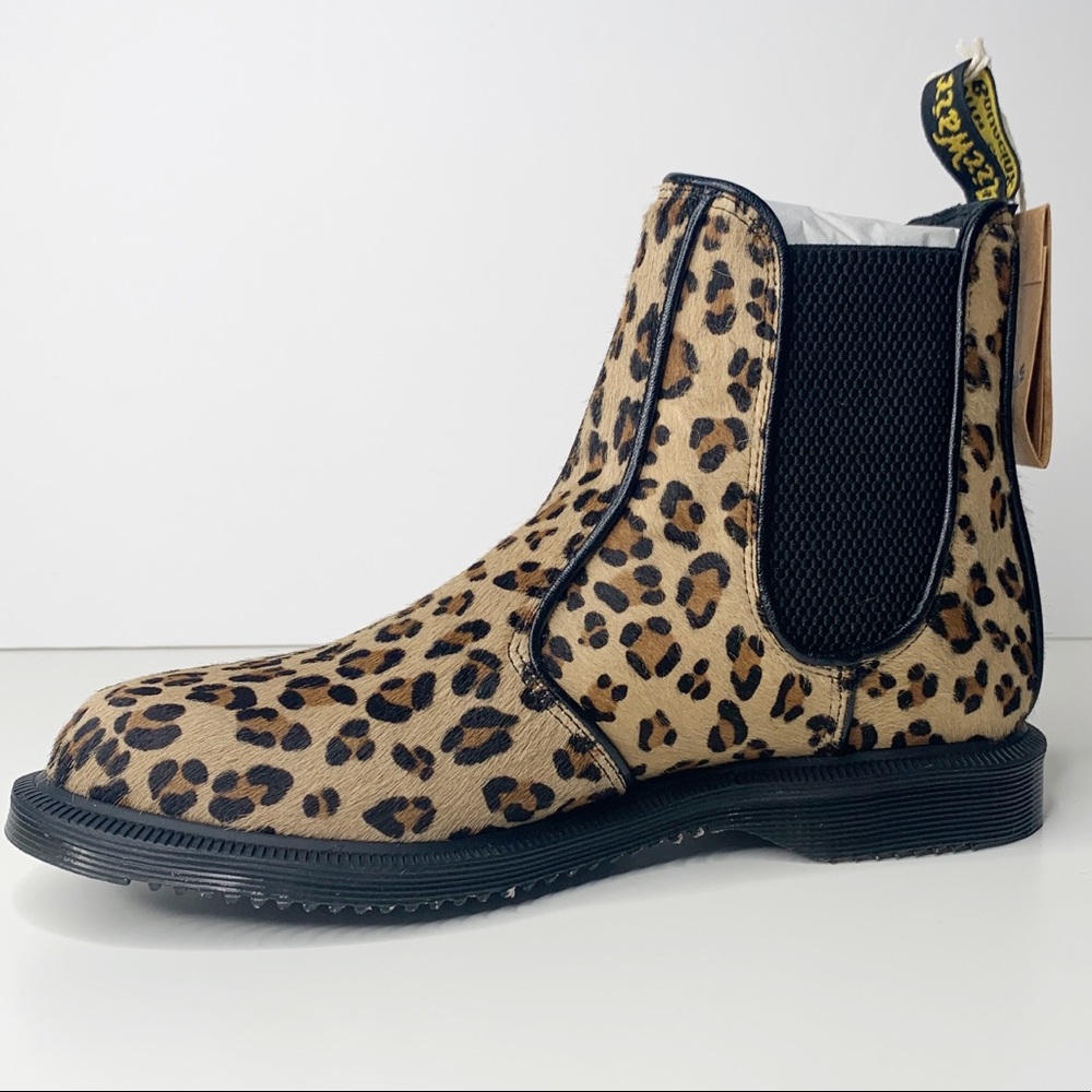 DR. MARTENS FLORA HAIR ON CHELSEA BOOTS - Picture 8 of 11